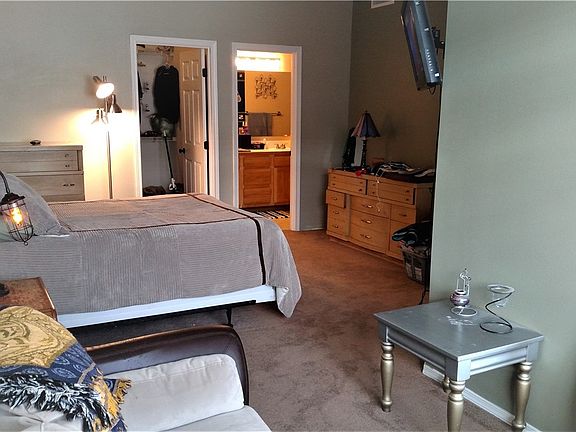 4th image of 6830 20th St E Unit 2