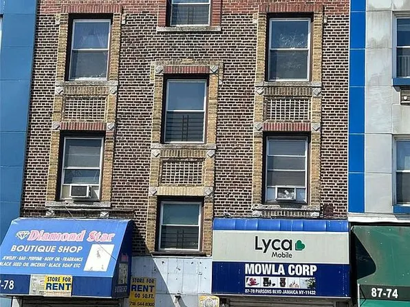 8778 Parsons Blvd, Jamaica, NY 11432