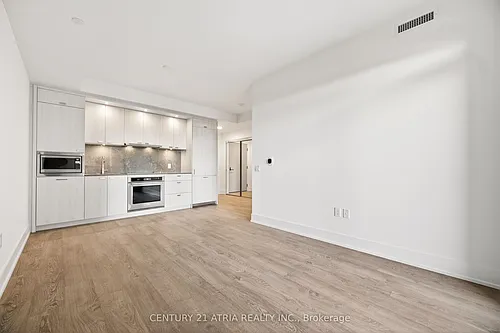 858 Dupont St #532 Photo 1