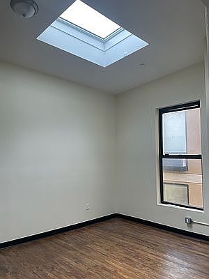 3rd image of 119 Avenue D #5D