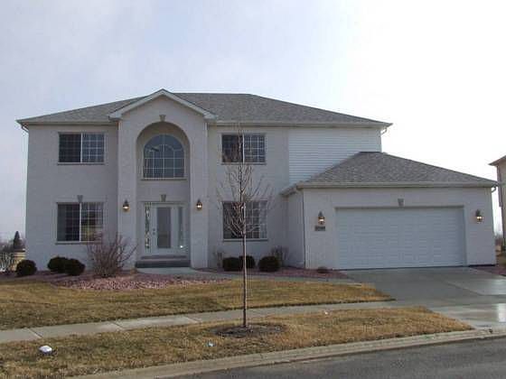 1st image of 3764 W 92nd Ct