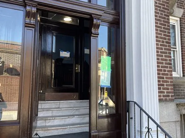 (undisclosed Address), Brookline, MA 02446
