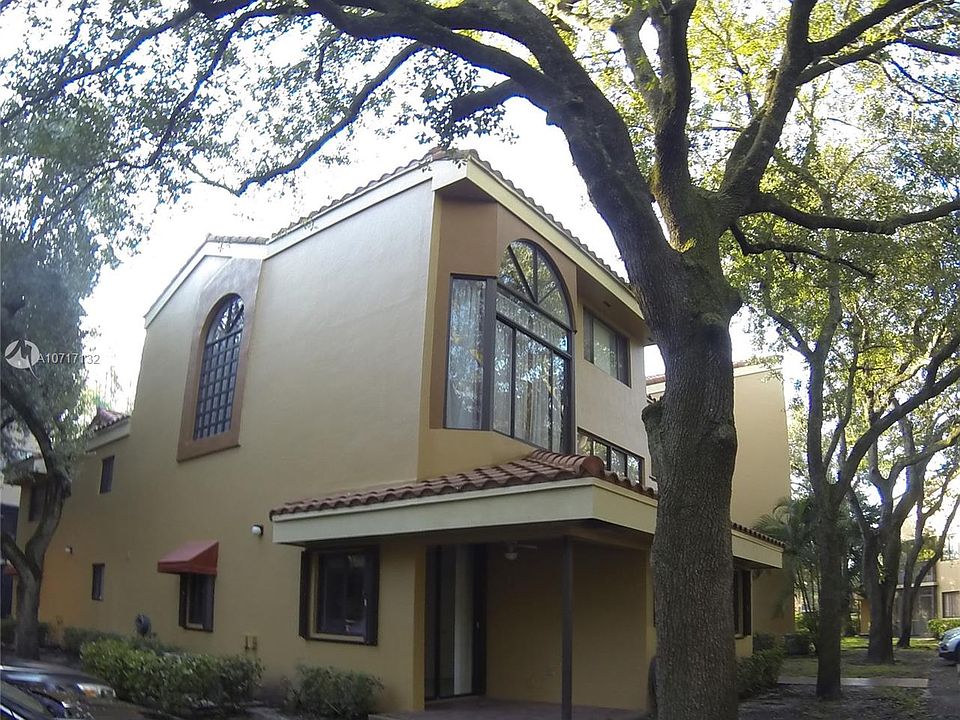 1st image of 15499 Miami Lakeway N APT 110-5