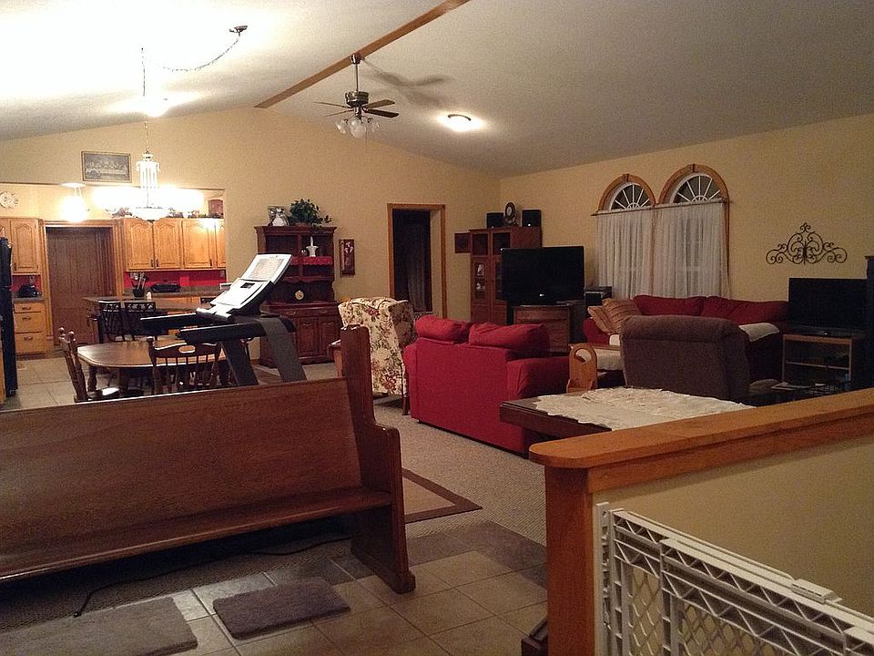 1st image of 331 W North St