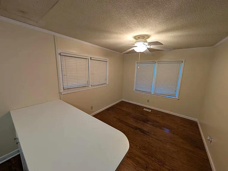 317 Grant Dr — Photo 8