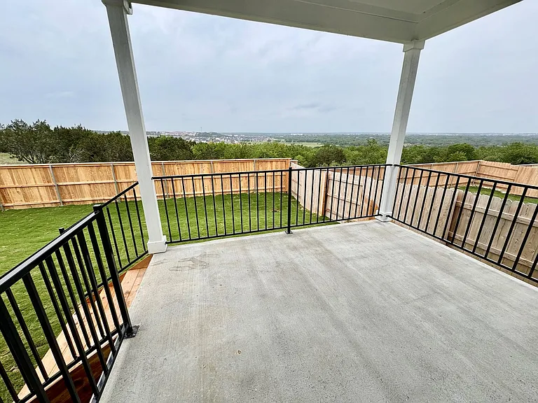 11624 Comano Dr — Photo 32