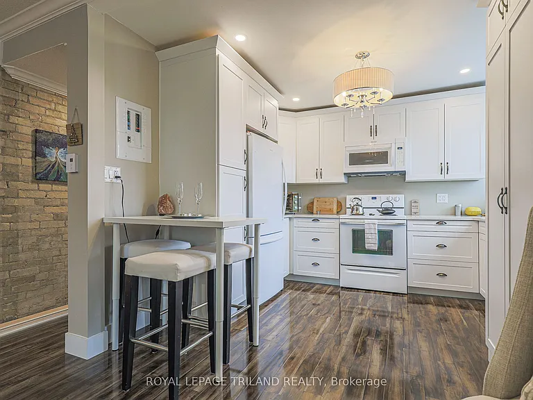 713 King St #1 — Photo 7