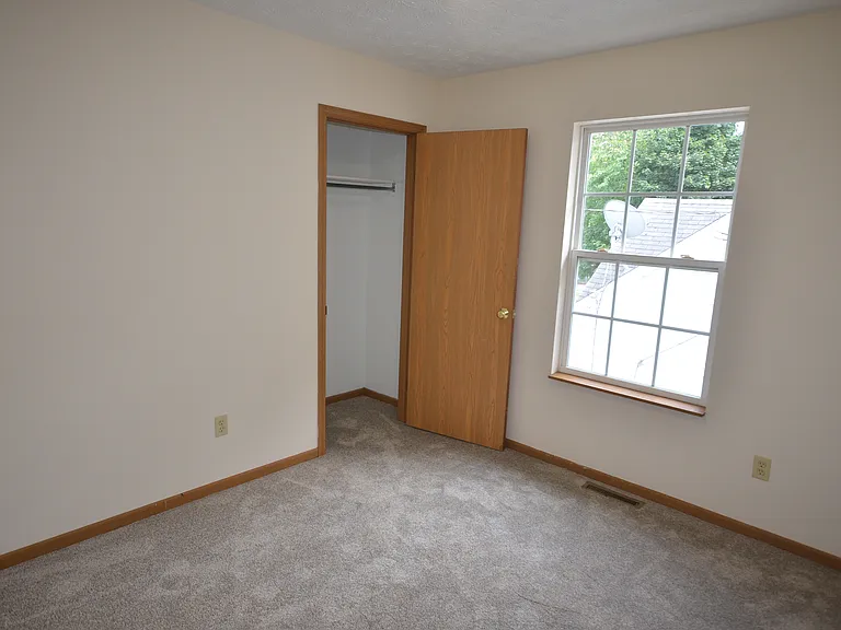 518 Sieber Ave — Photo 9