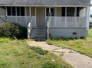 200 Forest St, Clinton, SC 29325