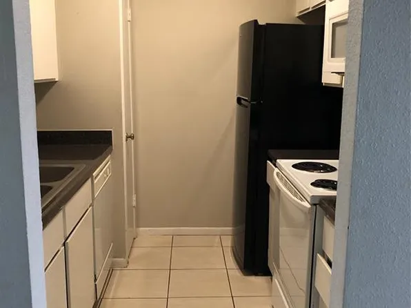 10211 Sugar Branch Dr APT 318, Houston, TX 77036