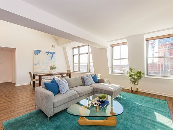 2nd image of 149 Essex St APT 6R