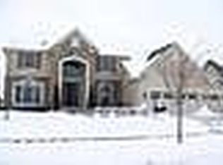 4614 Hirth Hill Rd E, Grove City, OH 43123