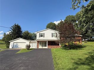 1716 Cameron Hollow Rd, New Cumberland, WV 26047