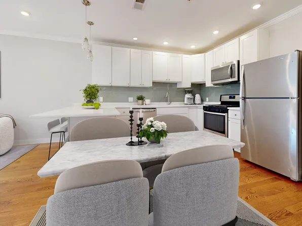 2747 Washington St, Boston, MA