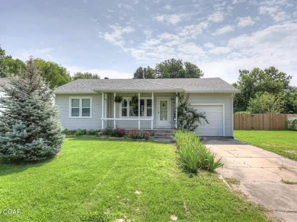 1836 Hazel Ave, Carthage, MO 64836