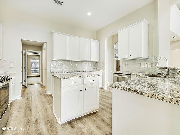5th image of 1704 Wild Dunes Cir