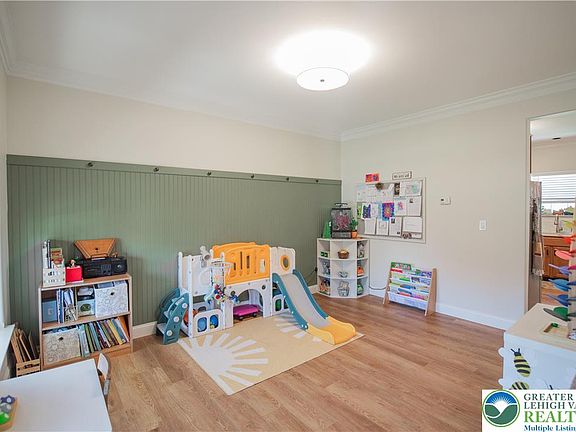 4th image of 3838 Rittenhouse Rd