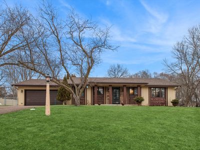 16108 Kensington Ct, Minnetonka, MN, 55345