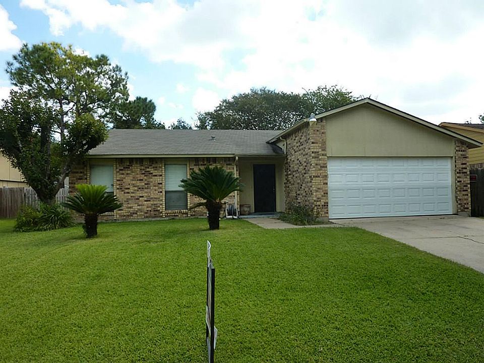 1st image of 15319 Gran Vista Dr