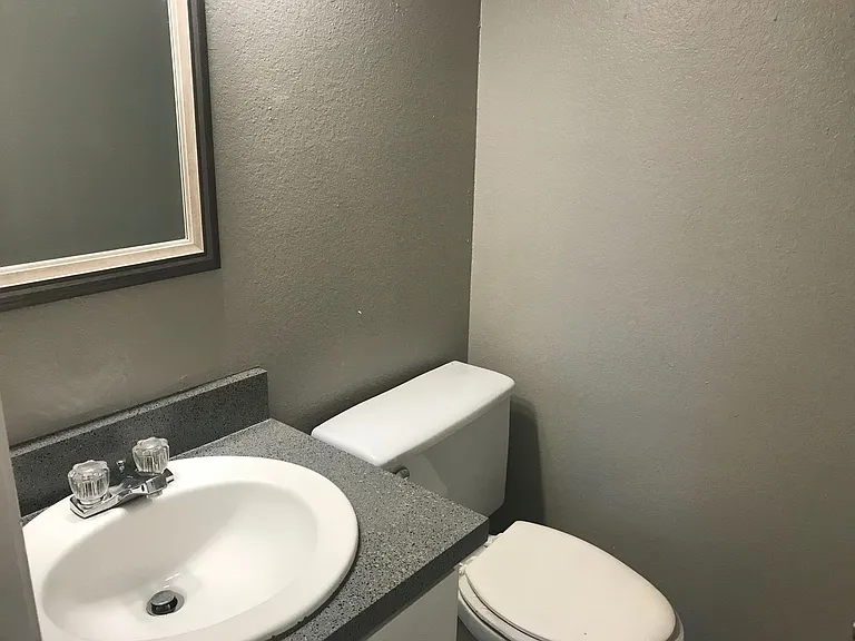 509 S Beverly St #1-4 — Photo 13