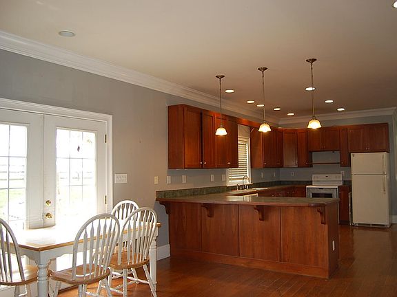 5th image of 760 Jackstown Rd