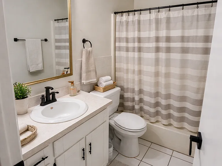 332 Sioux St #2 — Photo 2