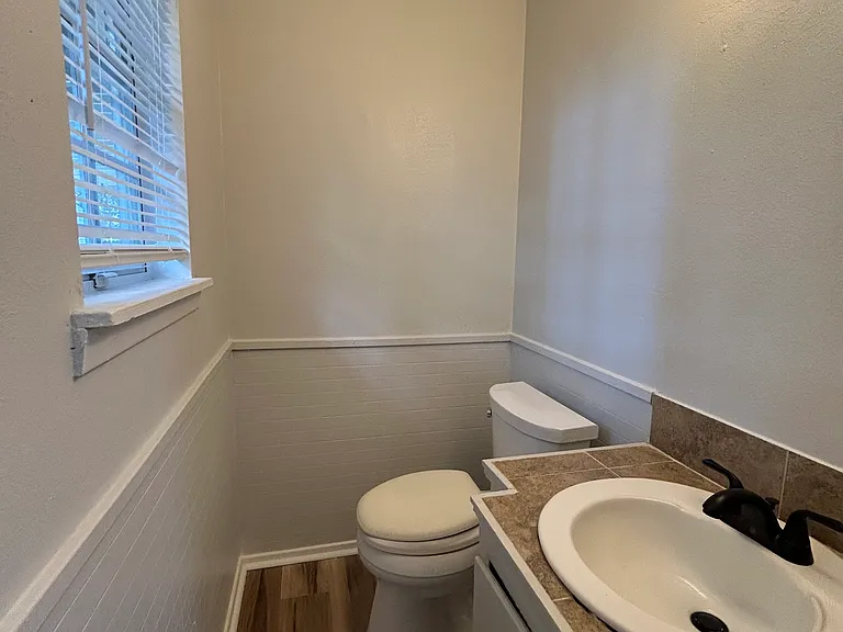4953 Rosehaven Dr — Photo 12