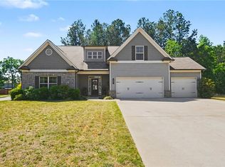 307 Fern Ct, Hoschton, GA 30548