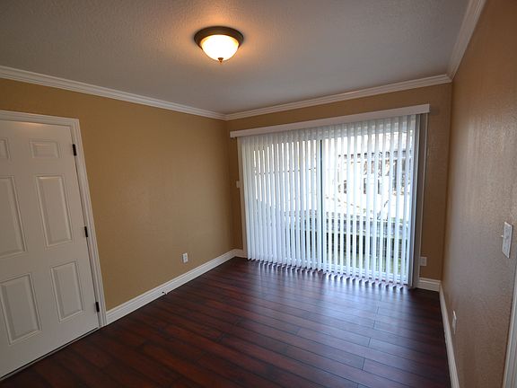 3rd image of 6827 Steiner Dr