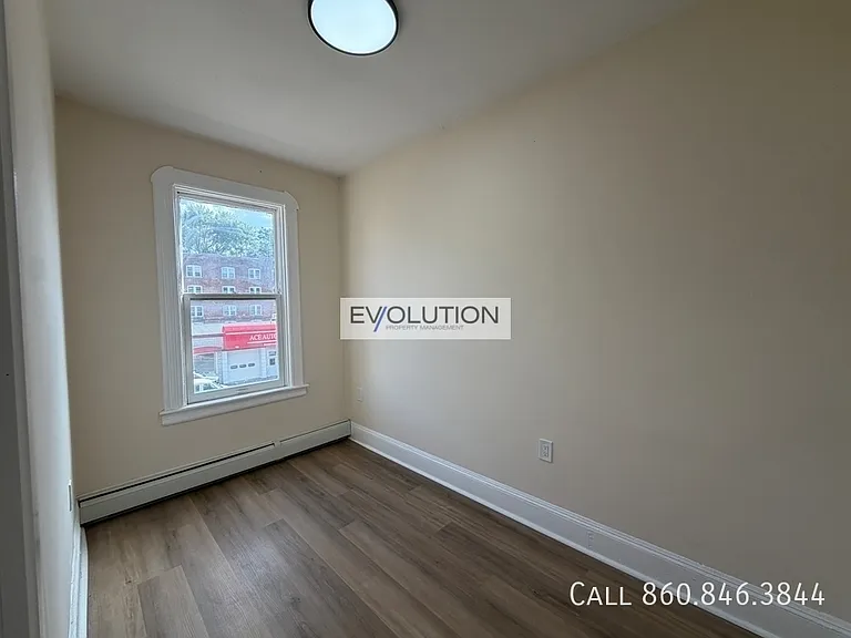 906 Park St #2W — Photo 10