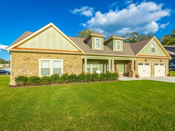 243 Running Oak Dr, Ringgold, GA 30736