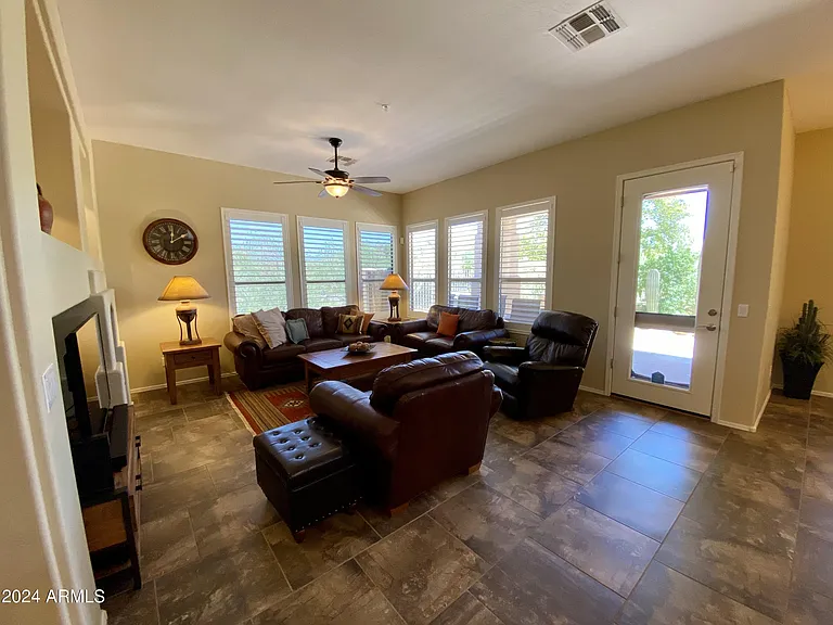 9554 E Raindance Trl — Photo 6