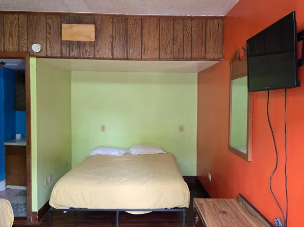 120 E Main St #6, Heber Springs, AR 72543