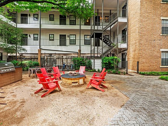 2nd image of 203 E 31st St APT 311