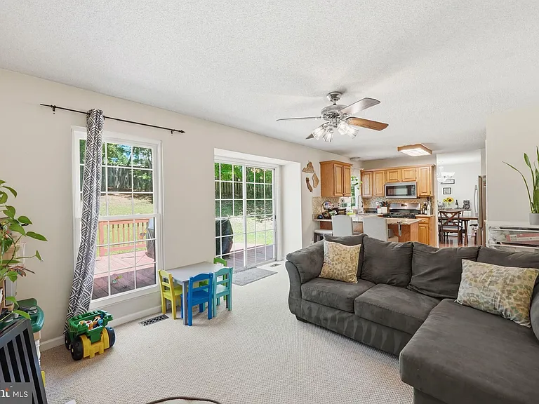 4020 Blue Slate Dr — Photo 14