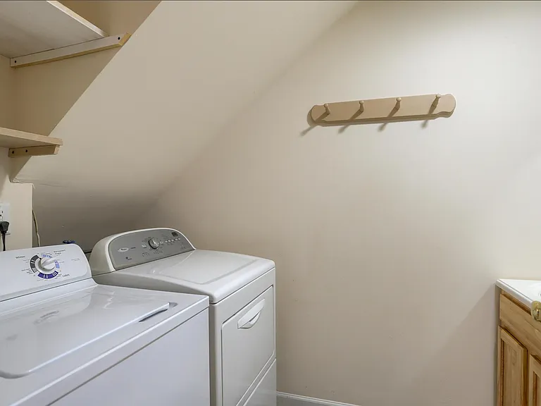 9148 Joyce Ln #9148 — Photo 13