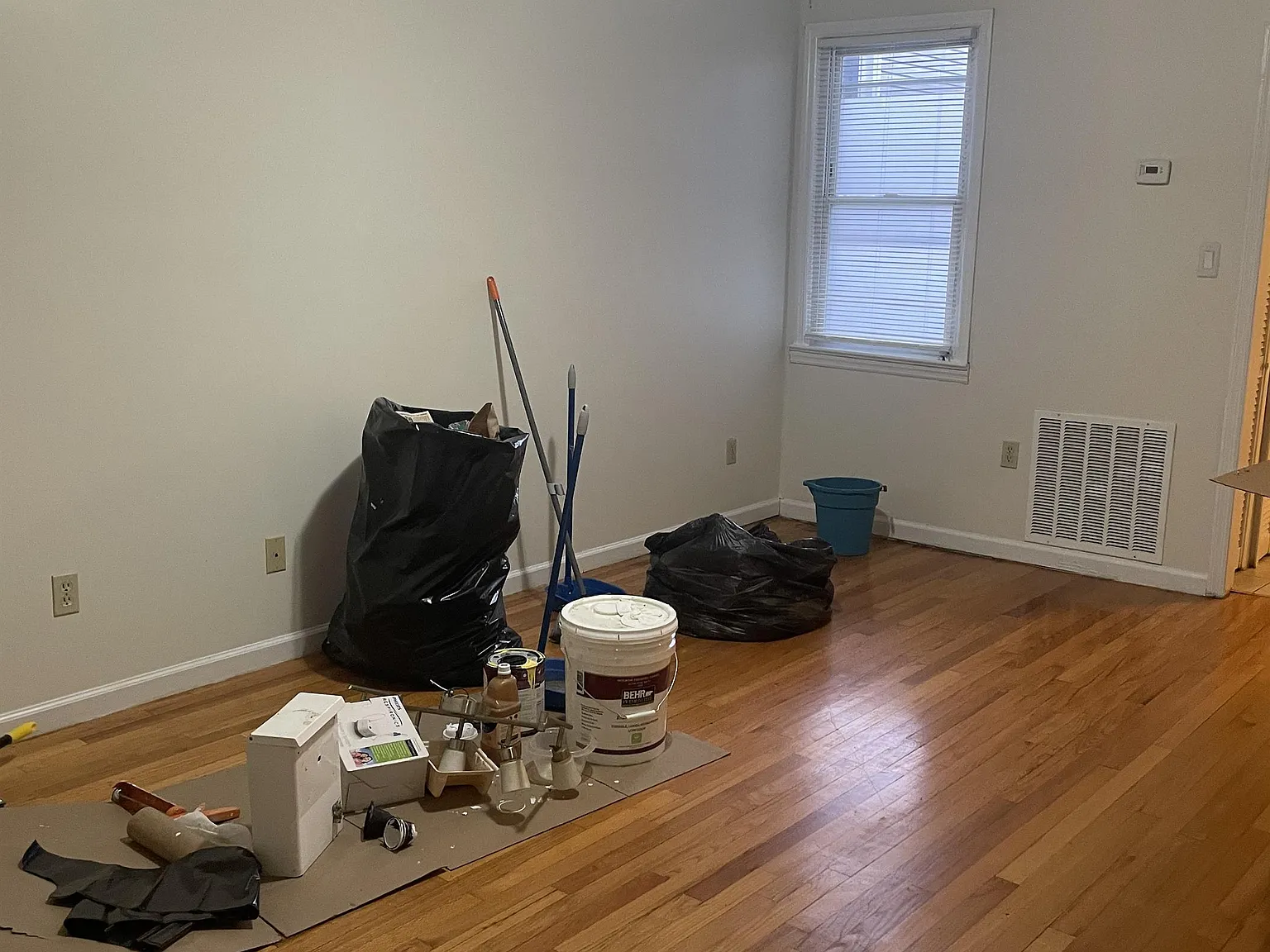 18 Grant Avenue - 2 — Photo 3