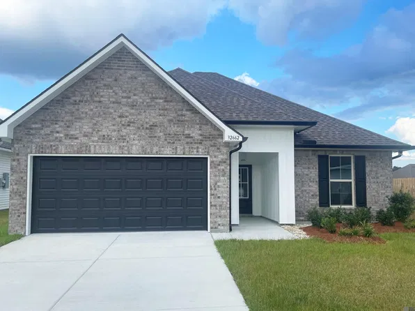 32662 Flower Tree Ct, Walker, LA 70785
