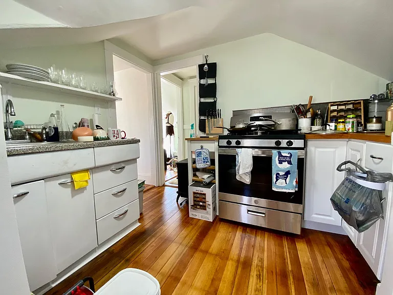 51 Patten St #3 — Photo 9