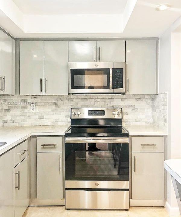1st image of 10907 N Kendall Dr #418-IV