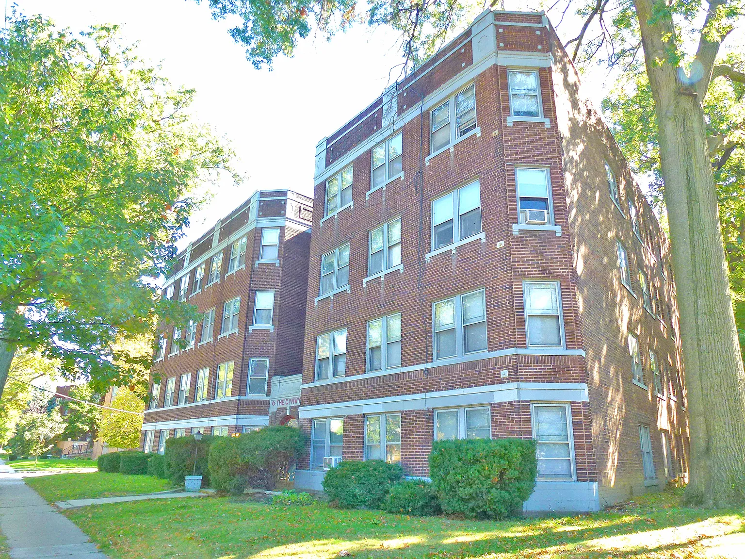 Cynwyd Manor — Photo 1