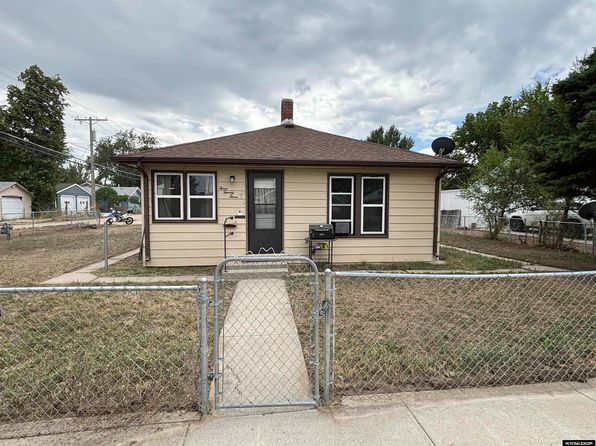 323 W 24th Ave, Torrington, WY 82240