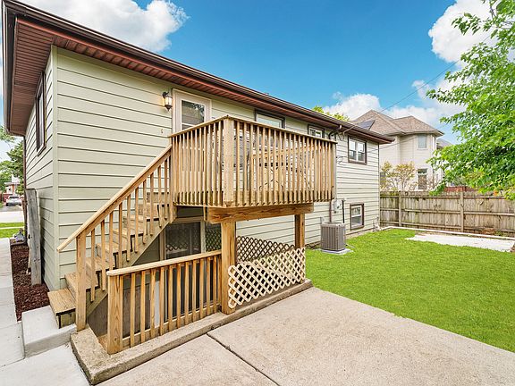 4th image of 5047 Forster Ave