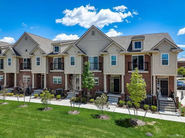 41566 Orianna Ln #19, Novi, MI 48375