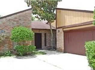 2802 Ashford Oak Dr, Houston, TX 77082