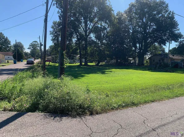 124-125 Curet St, New Roads, LA 70760