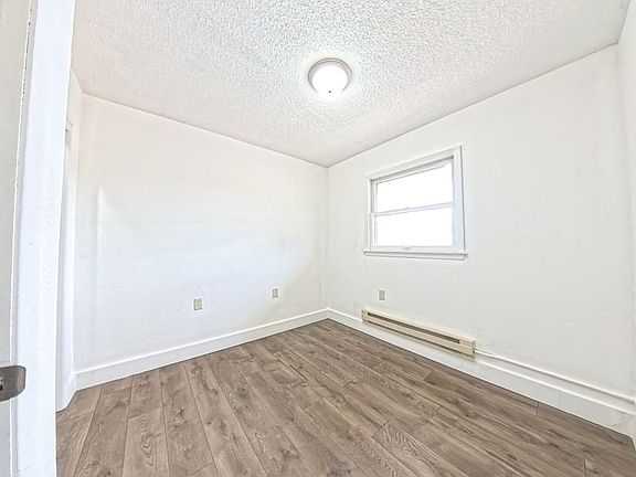 5th image of 205 Owen St APT 5