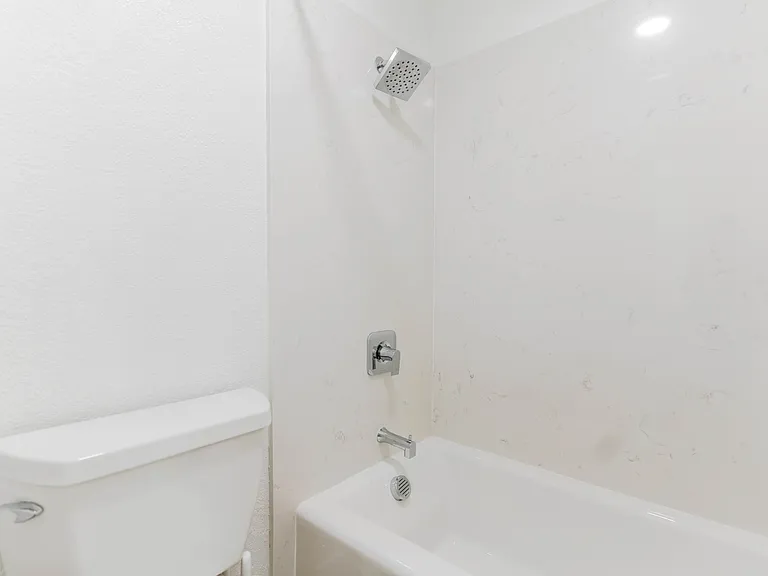 4940 Pasadena Ave #B — Photo 2