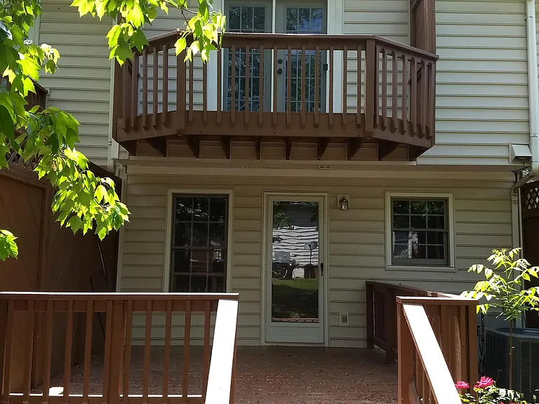 119 Church St — Photo 2