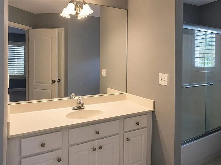 9443 Canabridge Dr — Photo 16